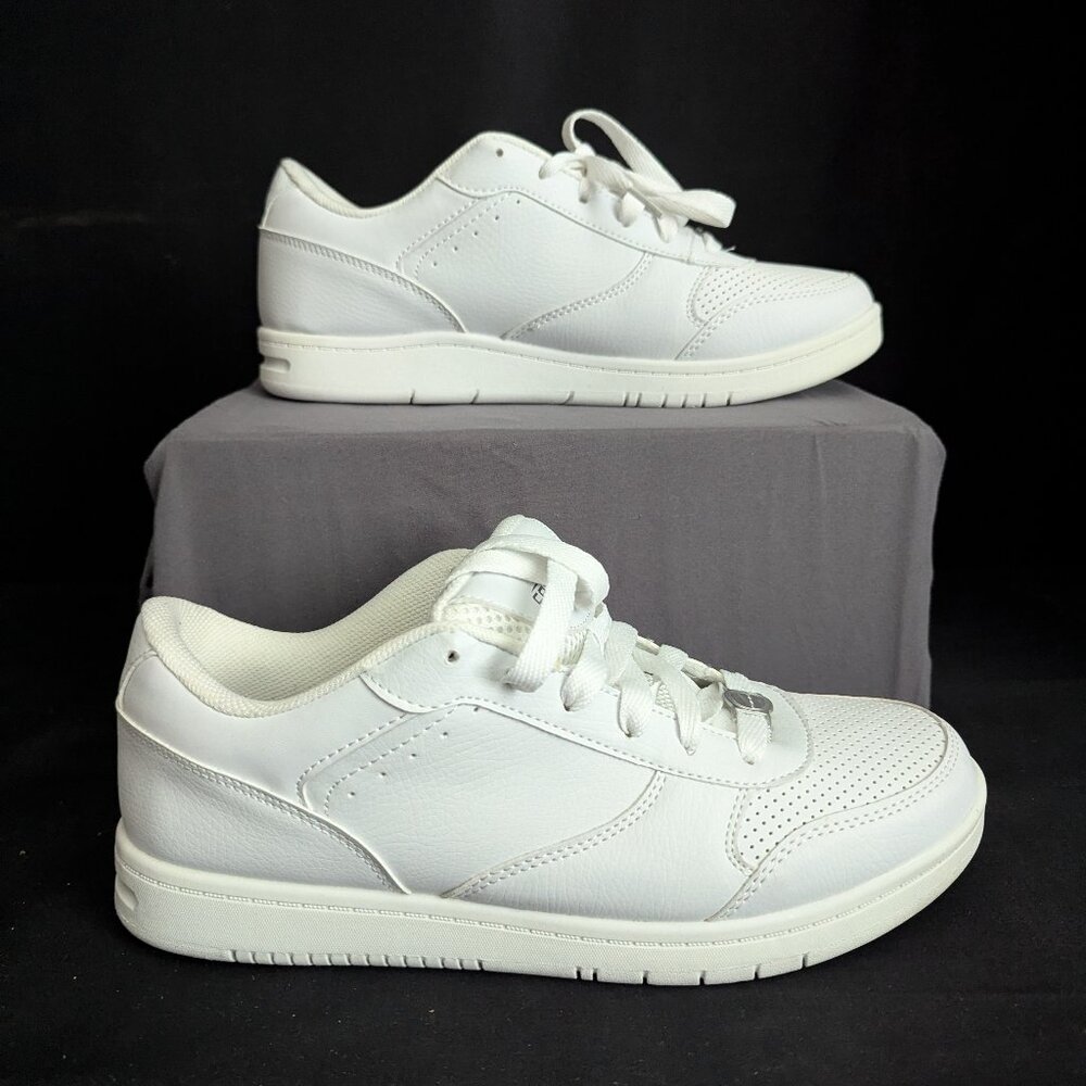 Catapult Men's Challenge White Basketball Athletic Tennis Shoes size 10  Worn in